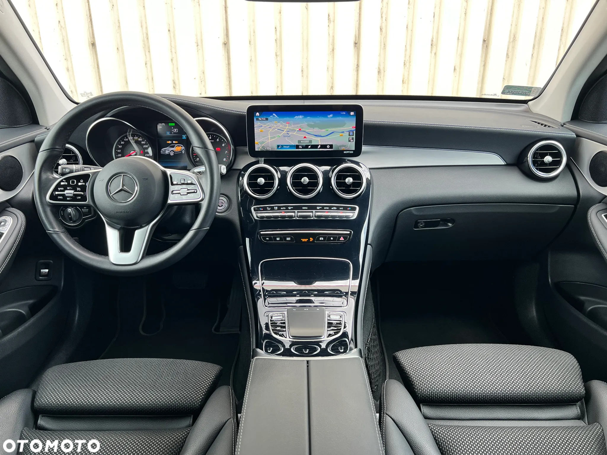 Mercedes-Benz GLC 200 4-Matic - 9
