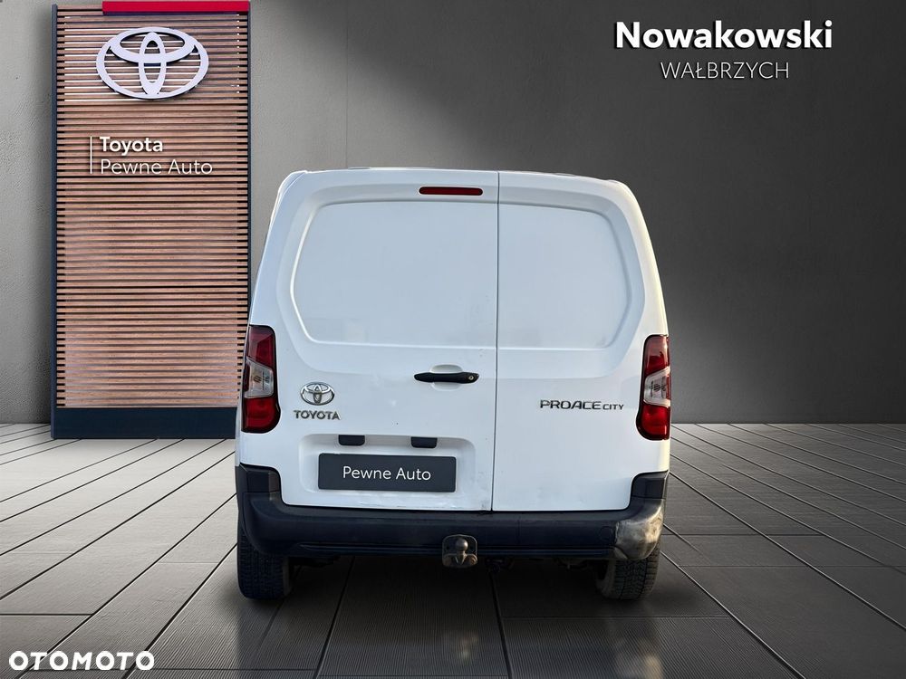 Toyota PROACE CITY - 8