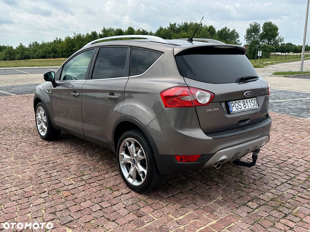 Ford Kuga 2.0 TDCi 4x4 Titanium - 26