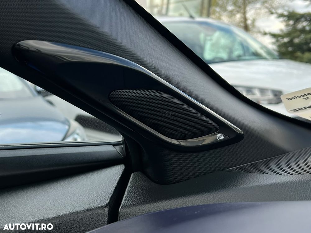 Toyota C-HR 2.0 HSD 184 CP 4x2 CVT Style - 27