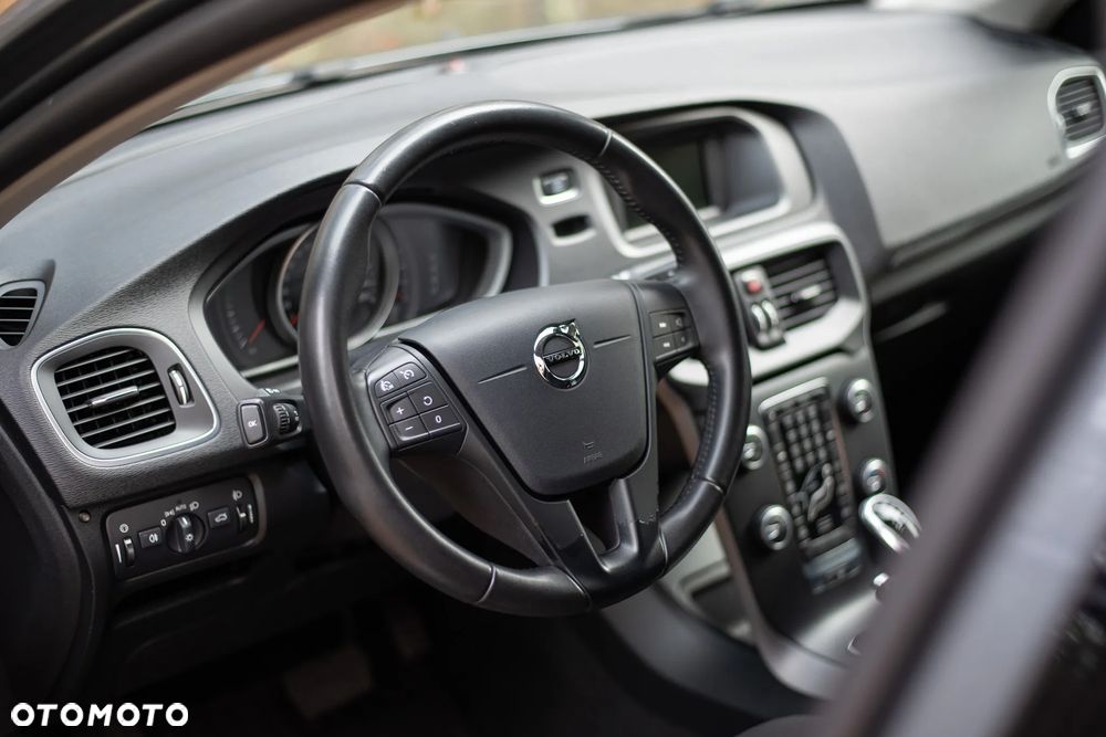 Volvo V40 T2 Geartronic Kinetic - 16