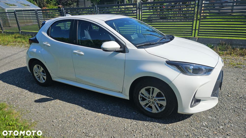 Toyota Yaris - 4