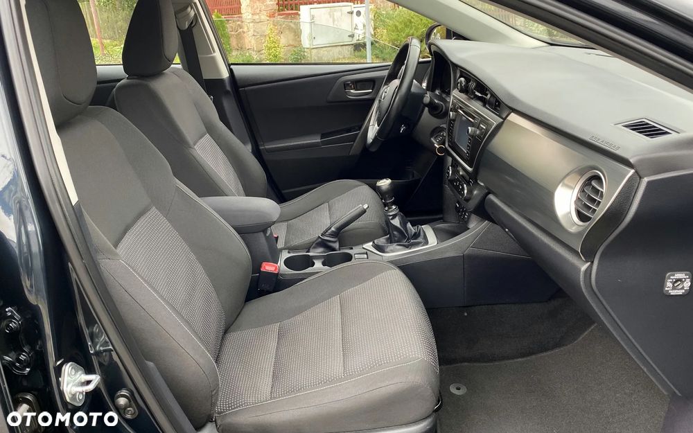 Toyota Auris 1.6 Executive - 20