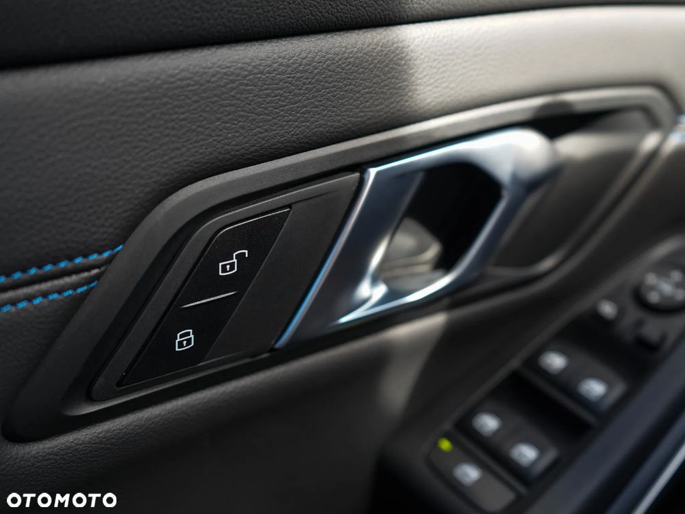 BMW Seria 3 320d xDrive mHEV - 25