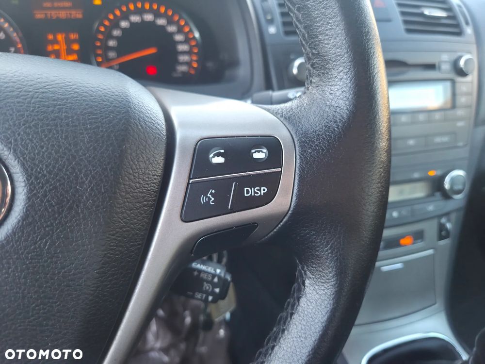Toyota Avensis 1.8 Active - 25