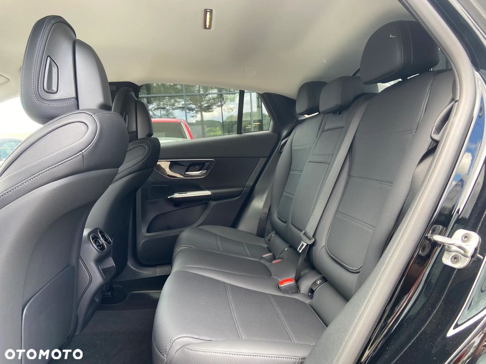 Mercedes-Benz GLC 220 d mHEV 4-Matic Avantgarde - 9