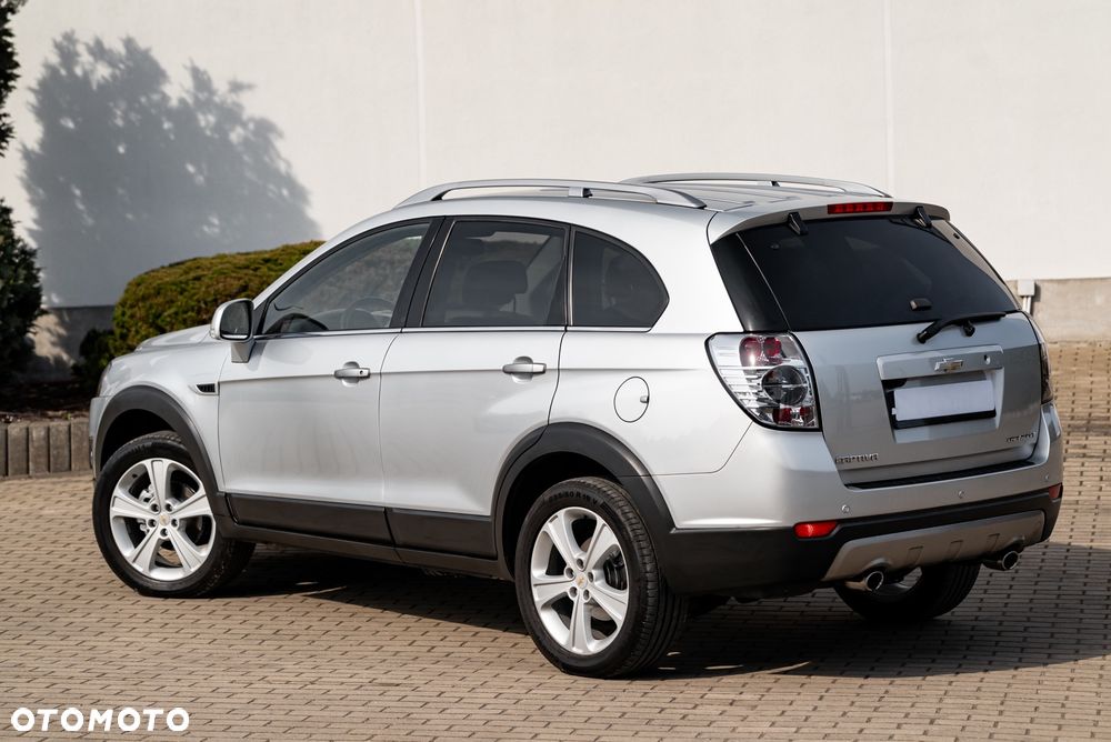 Chevrolet Captiva - 10