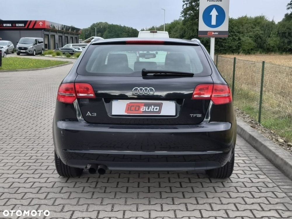 Audi A3 Sportback - 6