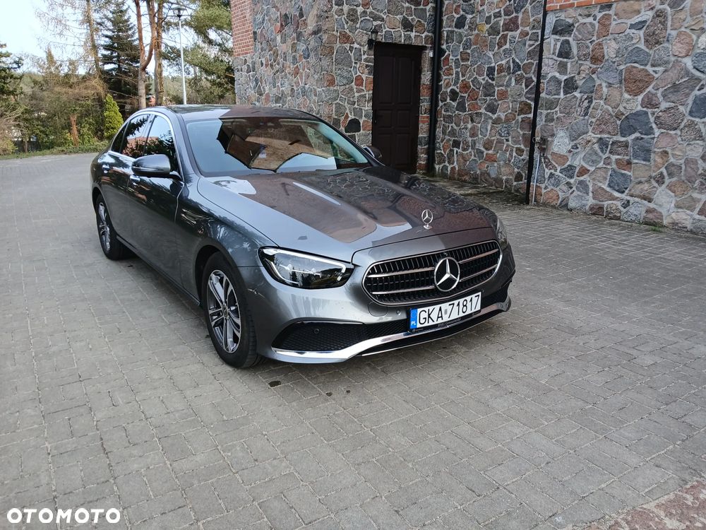 Mercedes-Benz Klasa E 220 d 4-Matic Exclusive - 31