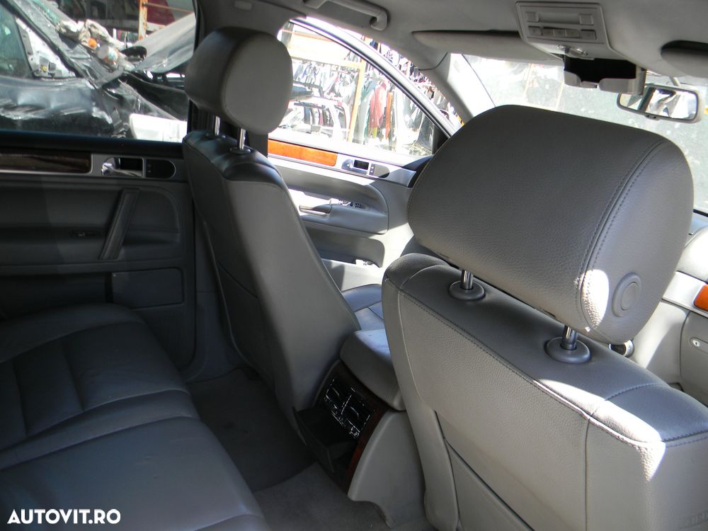 Dezmembrari  VW TOUAREG (7L)  2002  > 2010 2.5 R5 TDI Motorina - 17