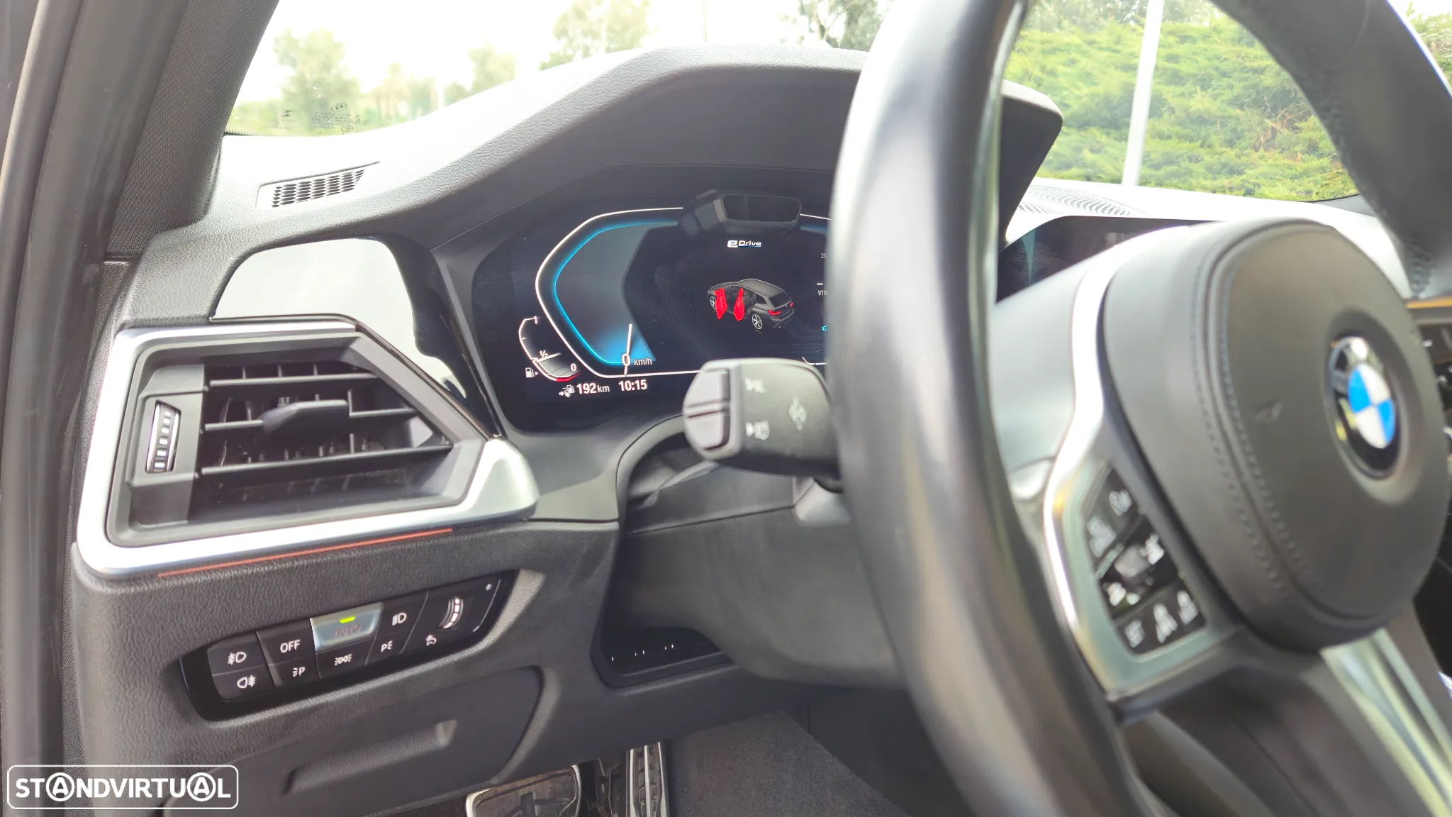 BMW 330 e Touring Pack M Auto - 28