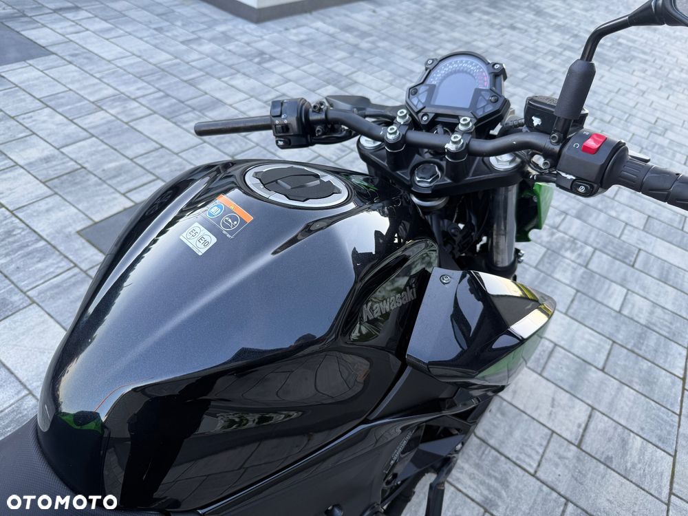 Kawasaki Z - 6