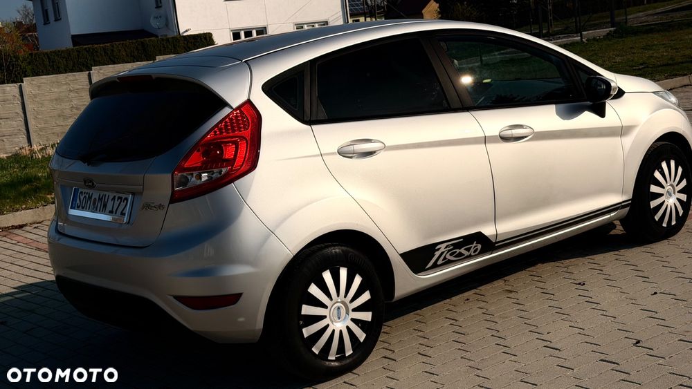 Ford Fiesta 1.25 Titanium - 23
