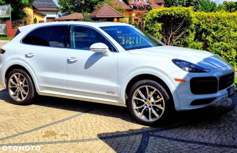 Porsche Cayenne Platinum Edition - 12