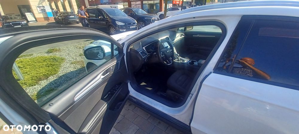 Ford Mondeo 2.0 TDCi Edition PowerShift - 4
