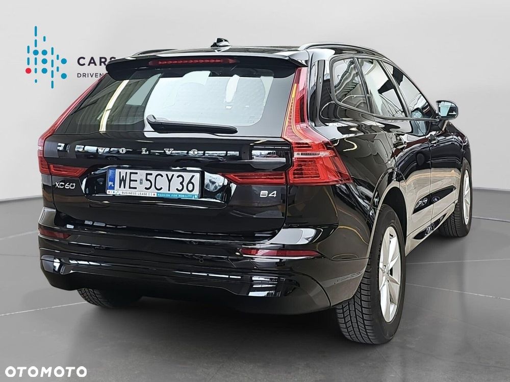 Volvo XC 60 B4 B Essential - 6
