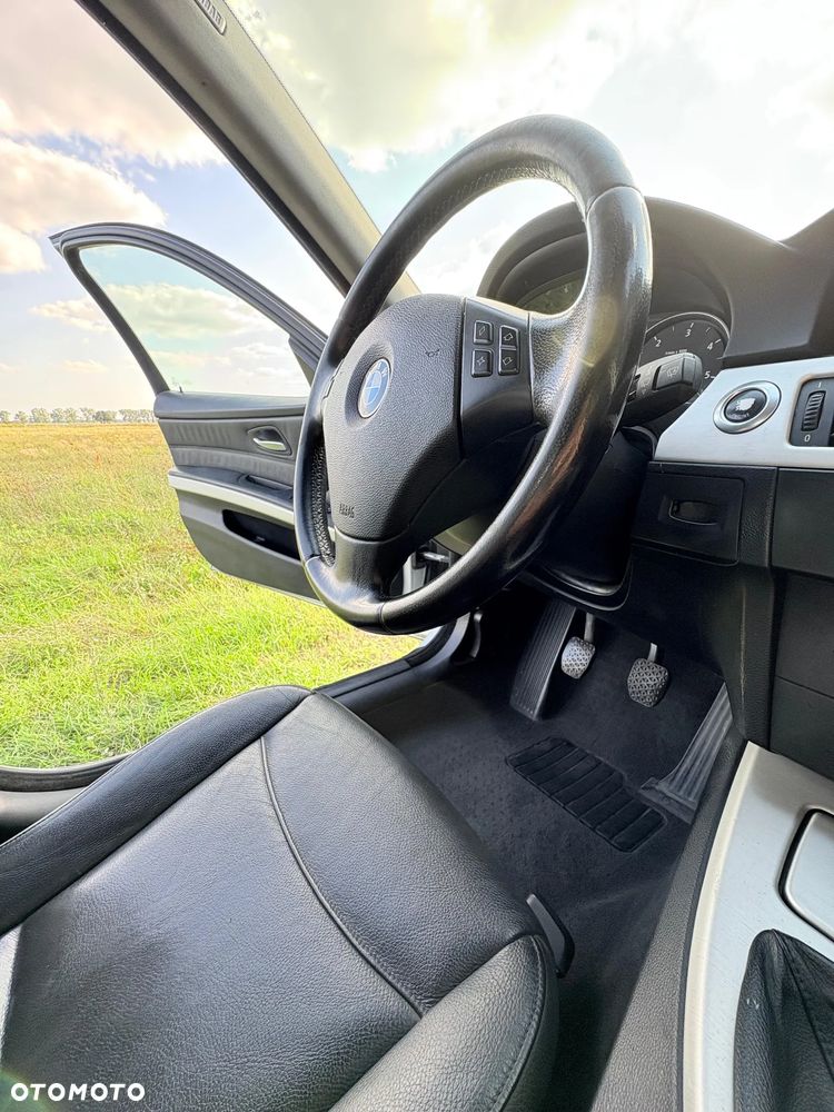 BMW Seria 3 330xd DPF - 10