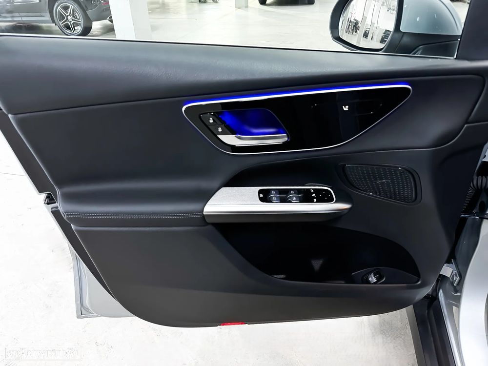 Mercedes-Benz GLC 220 d 4Matic 9G-TRONIC Avantgarde Advanced - 11