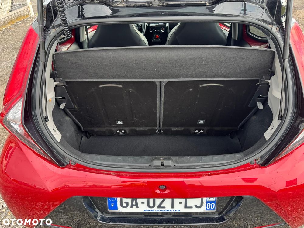 Toyota Aygo x.shift x-play connect - 15