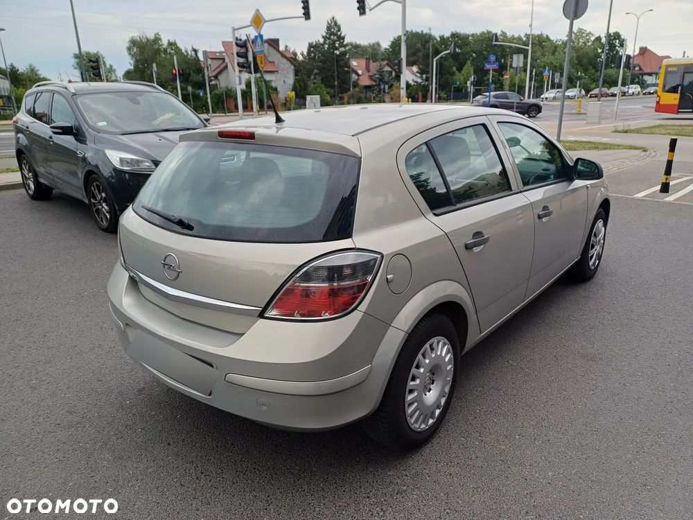 Opel Astra 1.4 - 3