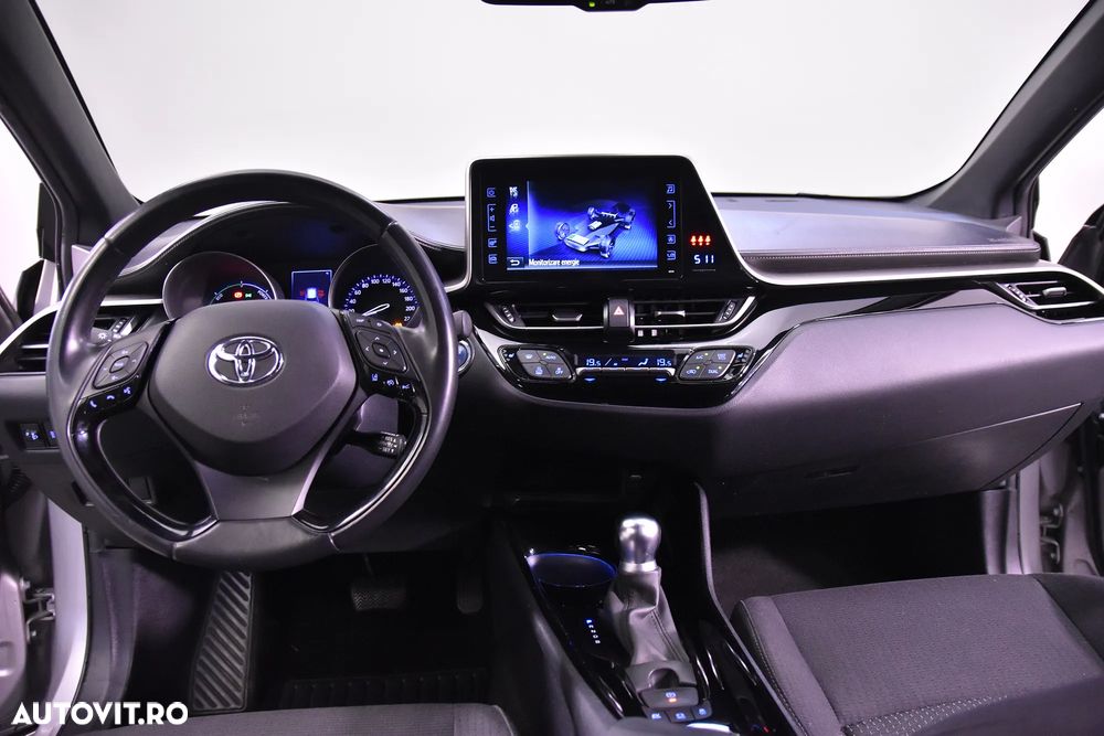 Toyota C-HR - 9