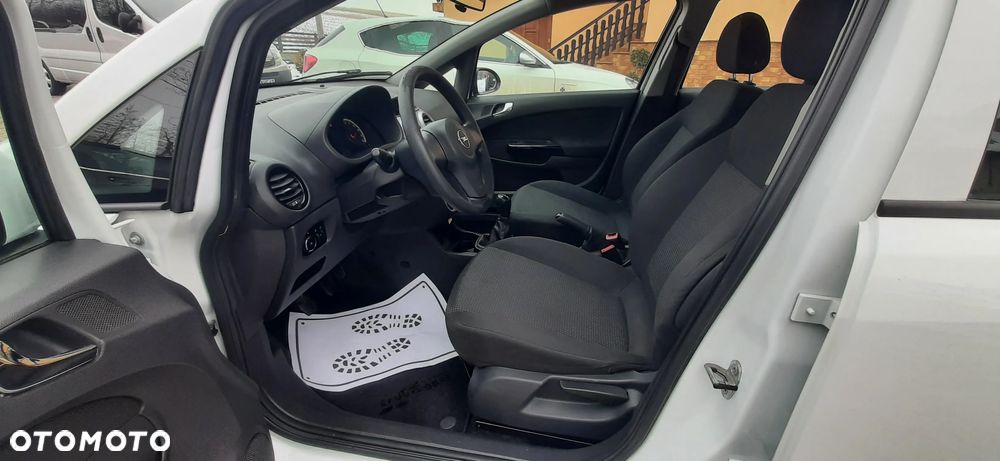 Opel Corsa - 38