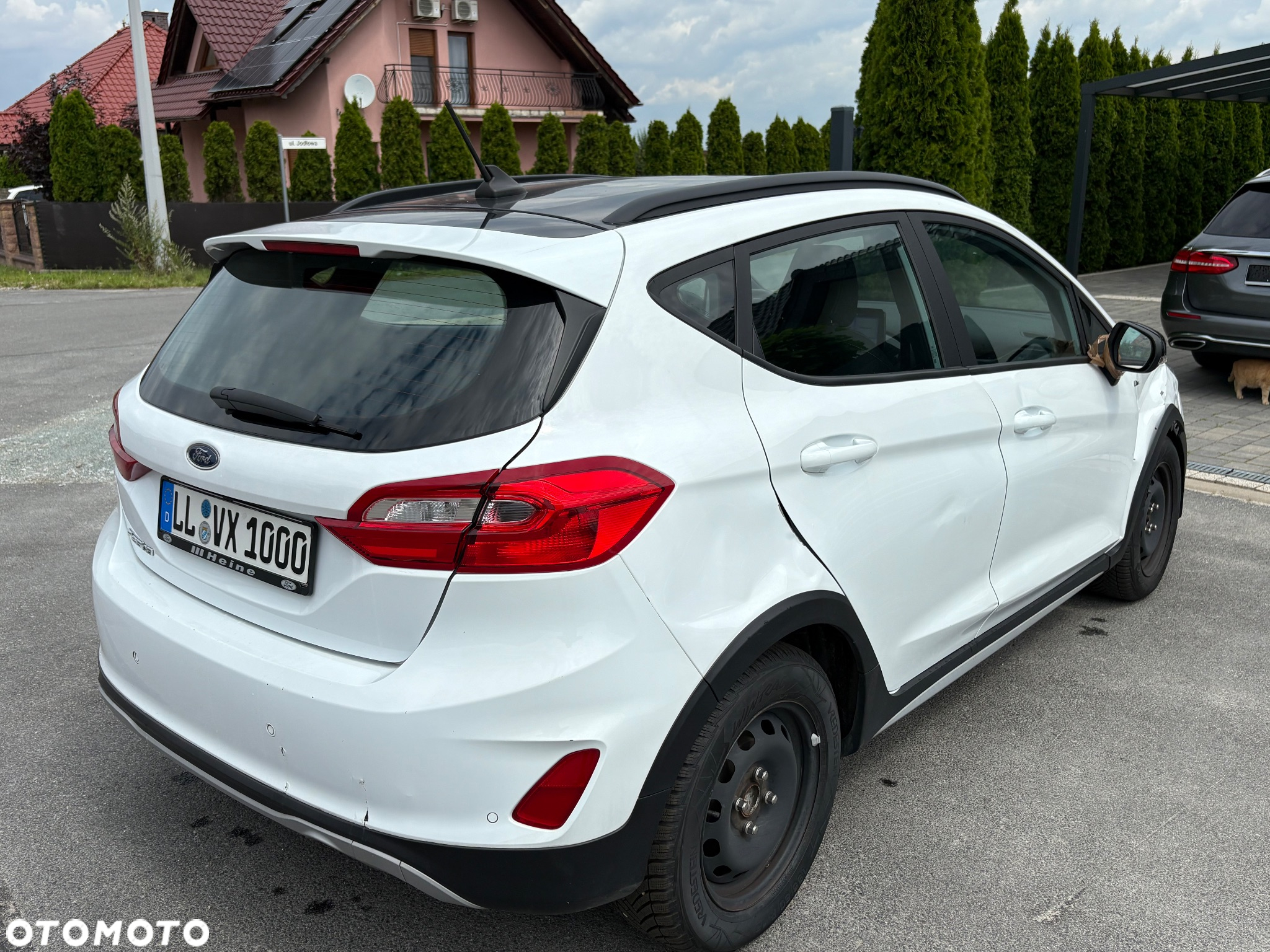Ford Fiesta 1.0 EcoBoost S&S ACTIVE - 4