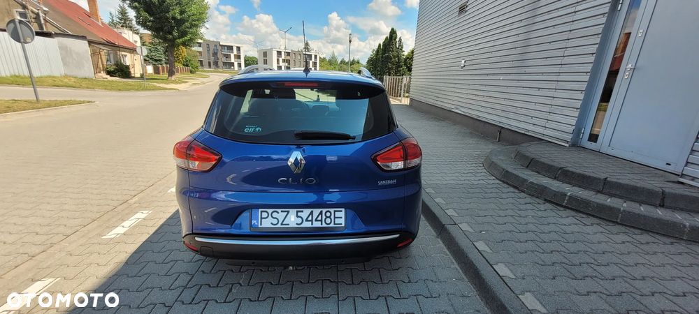 Renault Clio - 9