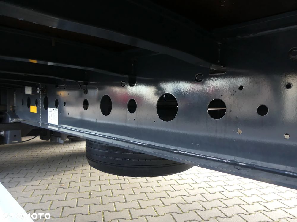 Wielton MEGA / FIRANKA / OŚ PODNOSZONA / ZADBANA / DACH PODNOSZONY / - 14