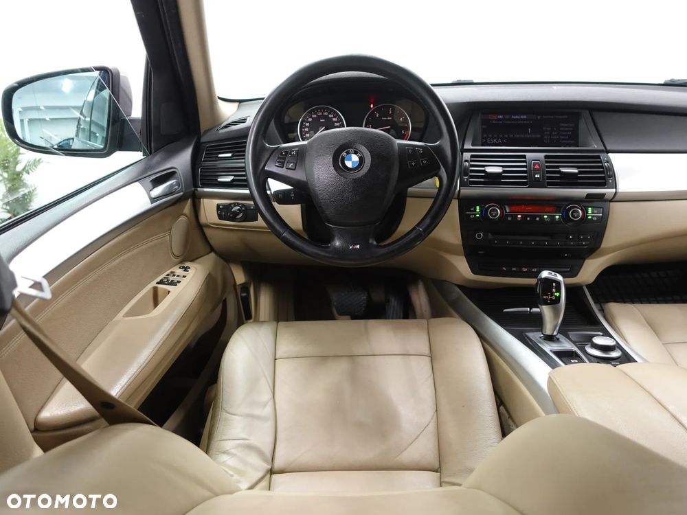 BMW X5 xDrive30d - 29