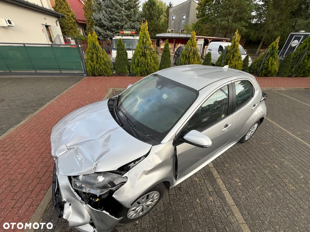 Toyota Yaris 1.5 Active - 17