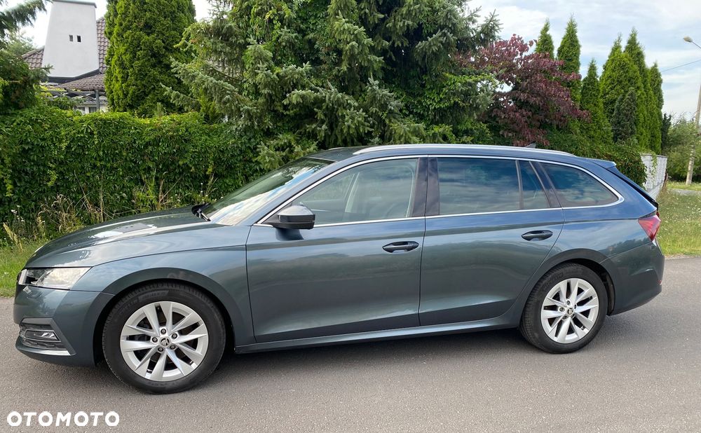 Skoda Octavia 2.0 TDI DSG Ambition - 3