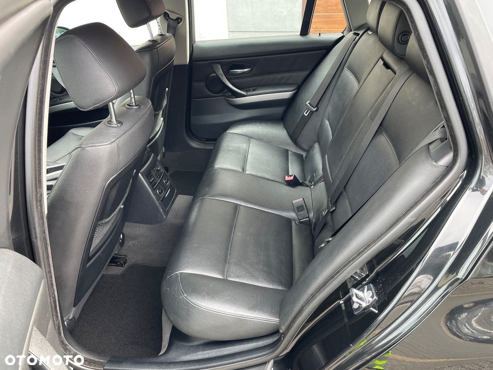 BMW Seria 3 - 17