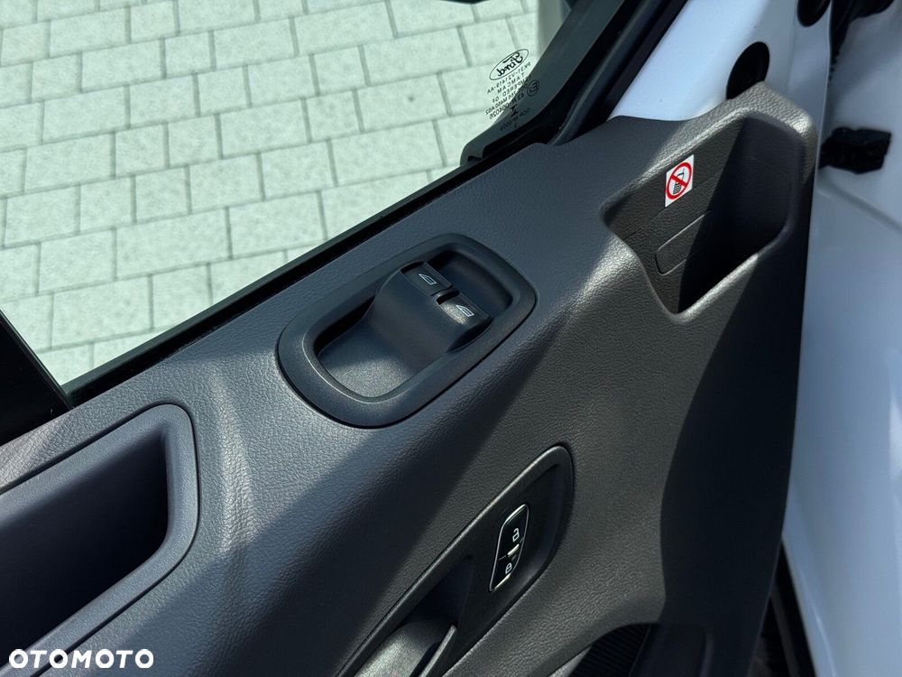 Ford e-transit 350 L4H3 - 23