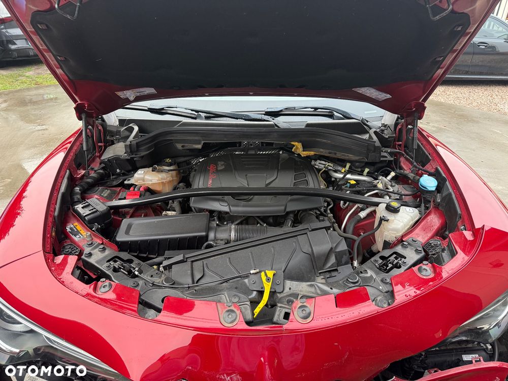 Alfa Romeo Stelvio 2.0 Turbo 16V AT8-Q4 Super - 17