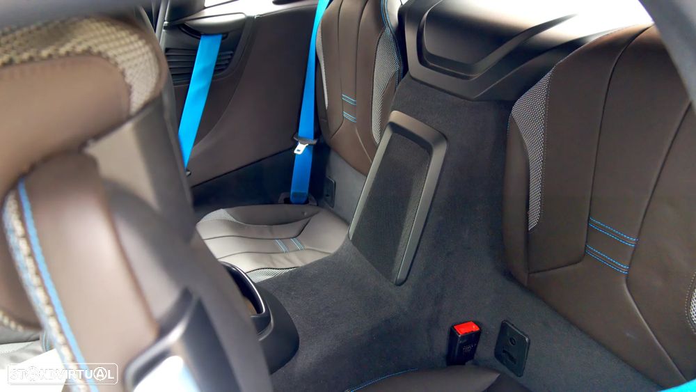 BMW i8 - 37