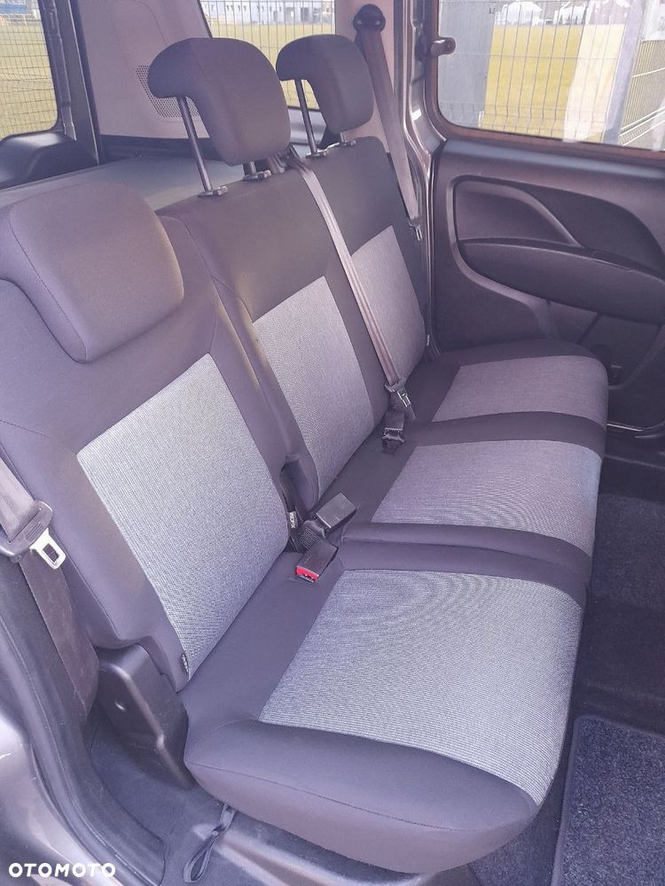 Fiat Doblo 1.4 16V Easy - 9