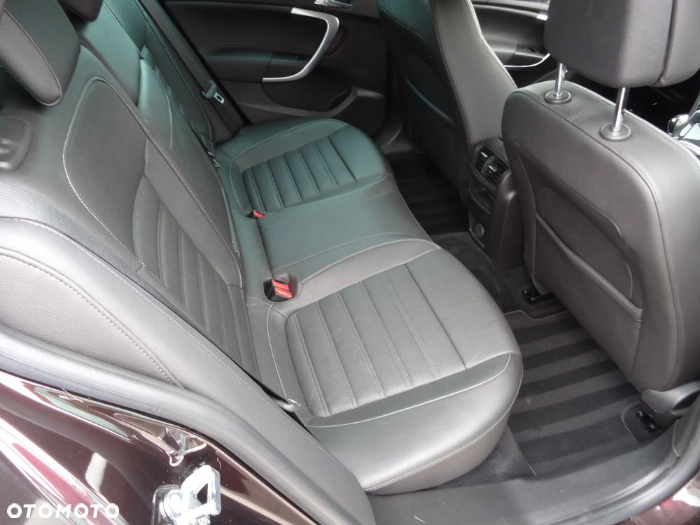 Opel Insignia 2.0 CDTI Sports Tourer - 15