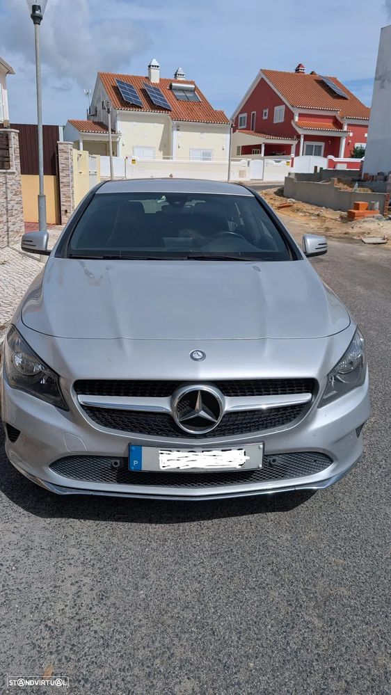 Mercedes-Benz CLA 180 d Shooting Brake Aut. - 2