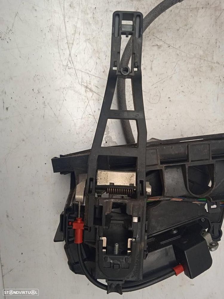 FECHADURA PORTA TRASEIRA DIREITA FORD MONDEO IV TURNIER 2009 - 1
