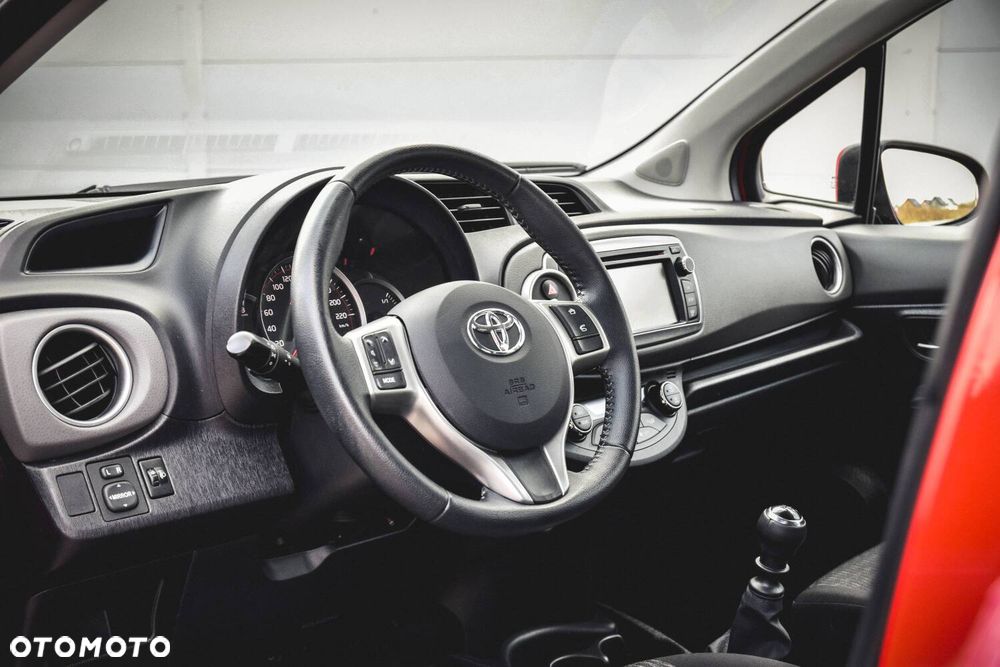 Toyota Yaris - 17