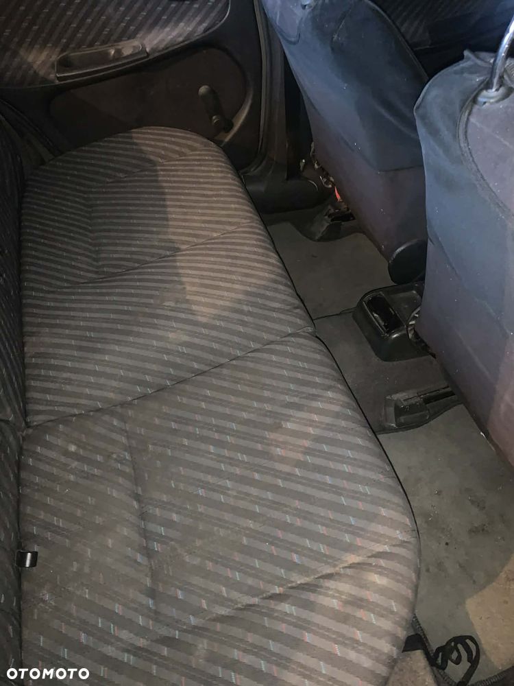 Opel Astra 1.4 GL - 6