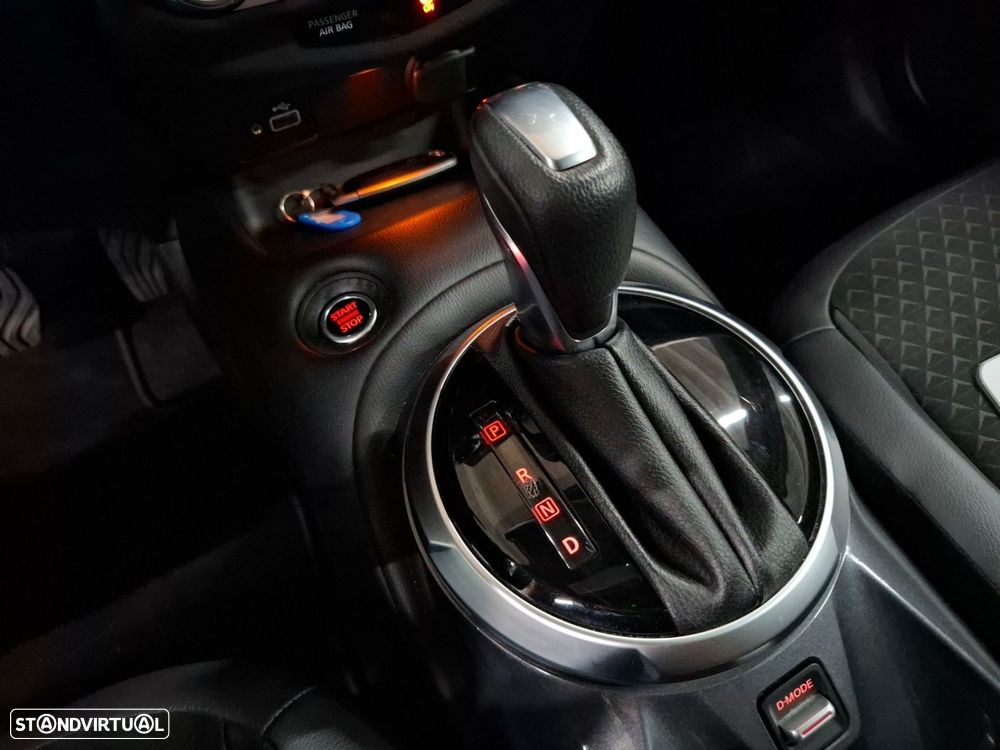 Nissan Juke 1.0 DIG-T N-Connecta NAV.+TwoTone NC DCT - 17