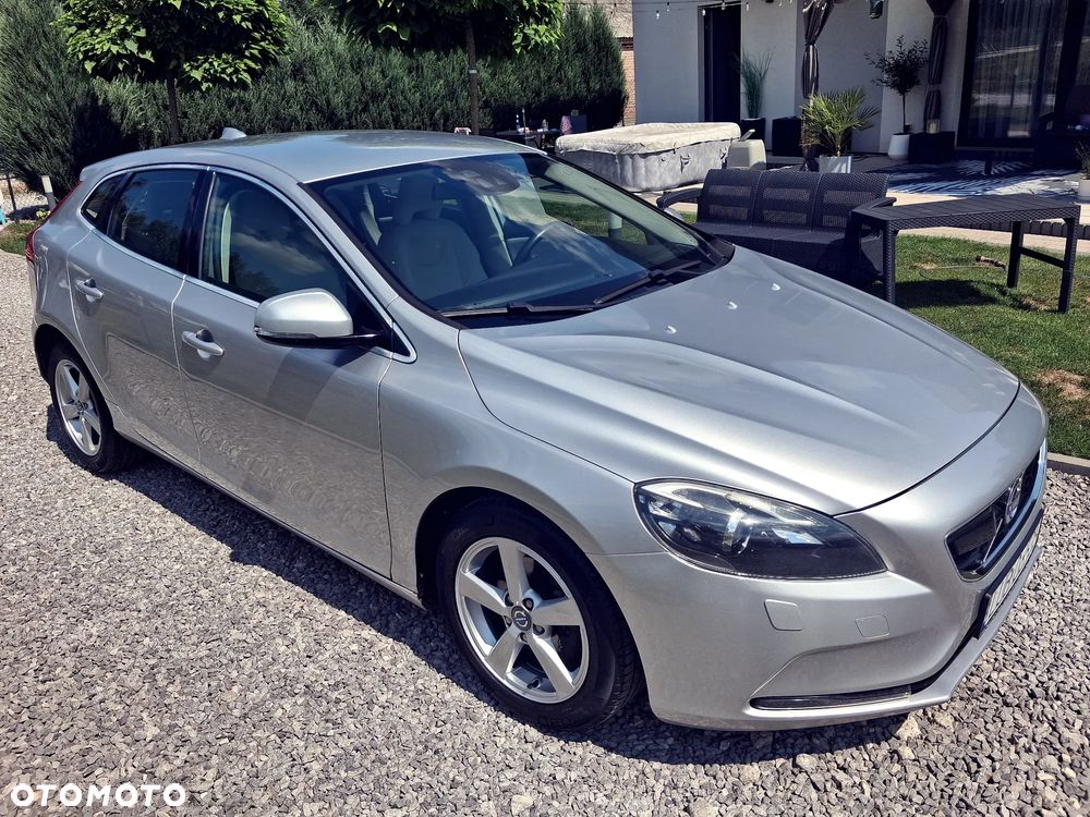 Volvo V40 D2 Summum - 8