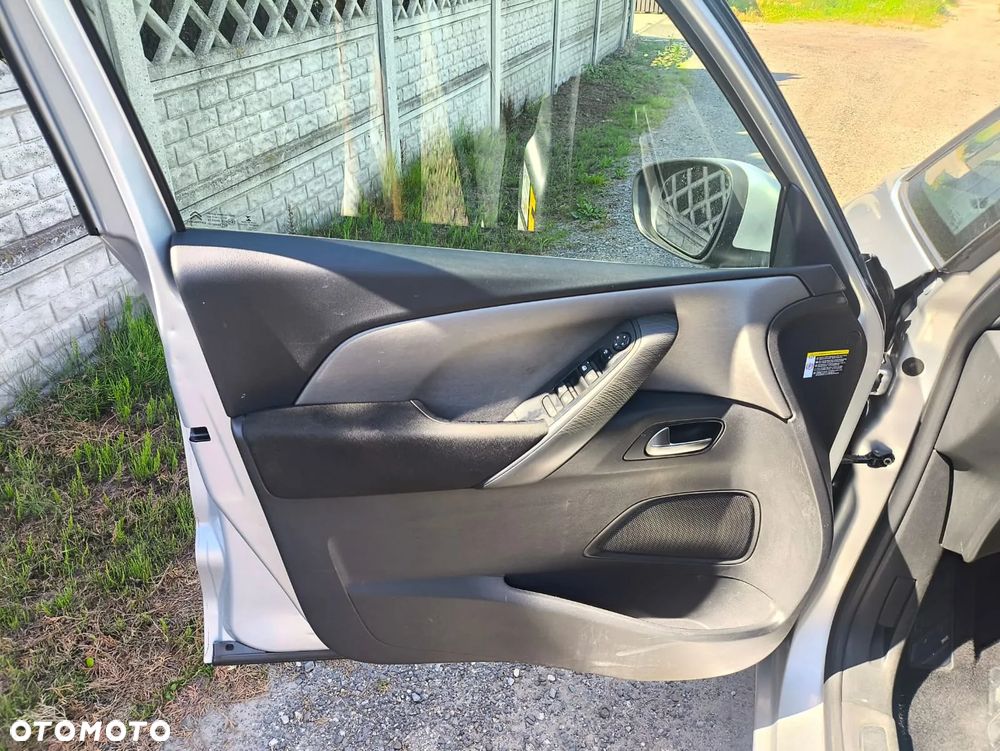 Citroën C4 Picasso - 10