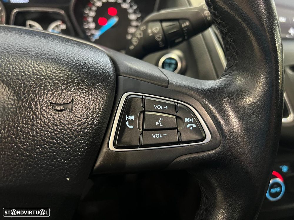 Ford Focus 1.5 TDCi Titanium - 27