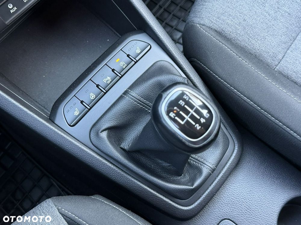 Kia Stonic - 25