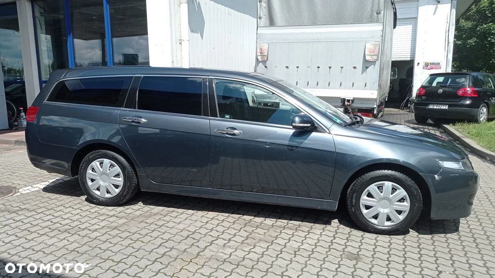 Honda Accord 2.0 i Comfort - 25