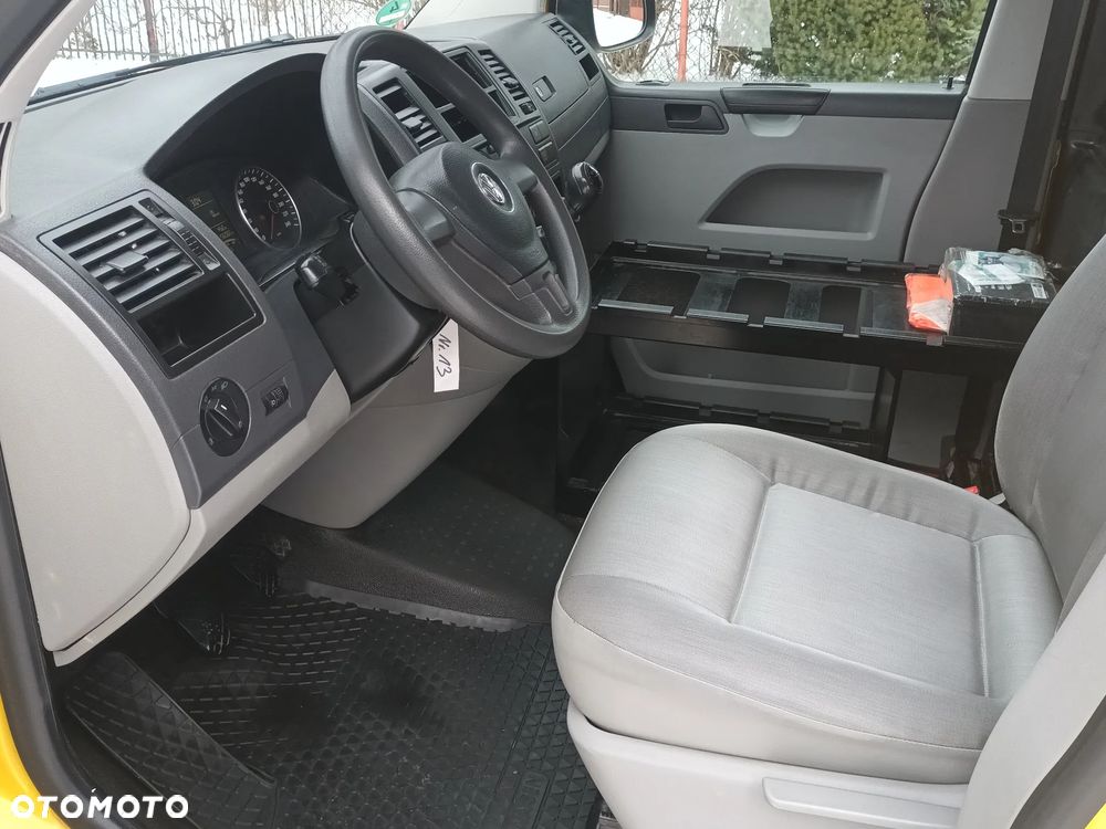Volkswagen Transporter - 21