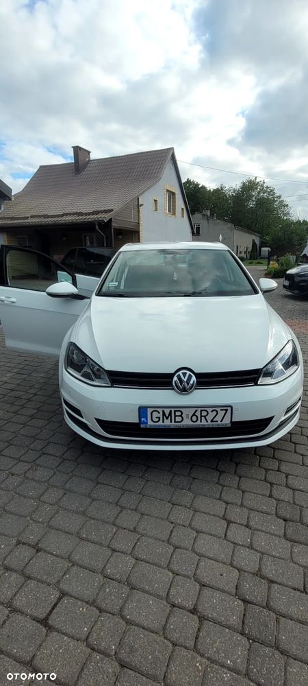 Volkswagen Golf 1.2 TSI BMT Trendline - 4